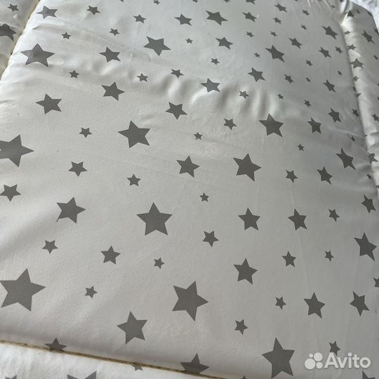 Матрасик на пеленальный столик