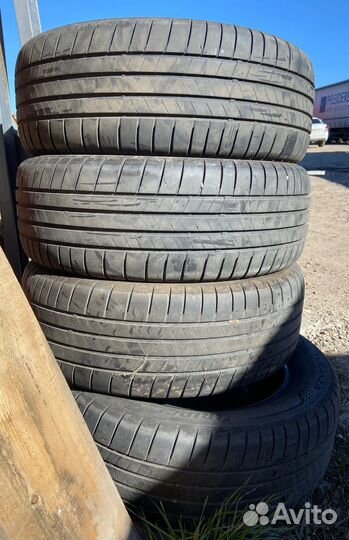 Продам резину 215/60/р16