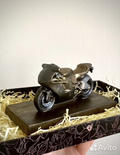 Шоколадный мотоцикл