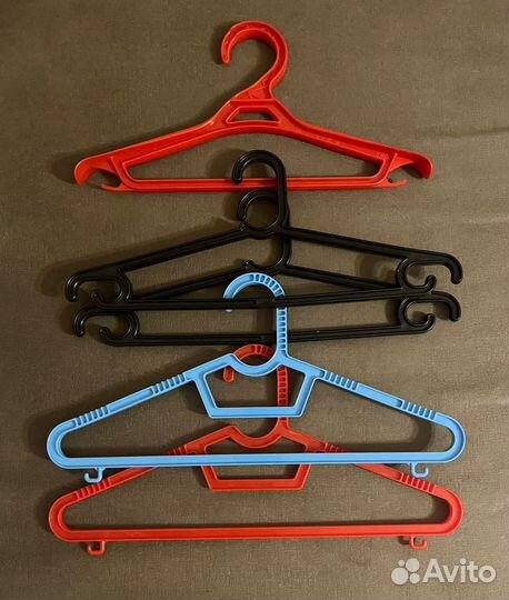 Вешалки-плечики детские