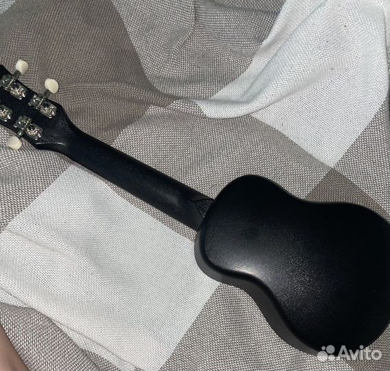 Укулеле сопрано (гавайская гитара)