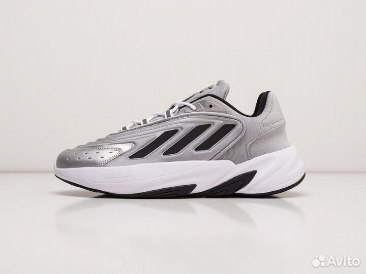 Adidas ozelia