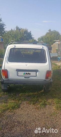 LADA 4x4 (Нива) 1.7 МТ, 2001, 130 000 км