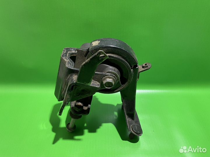 Опора двигателя задняя 1.4 Toyota Corolla 150