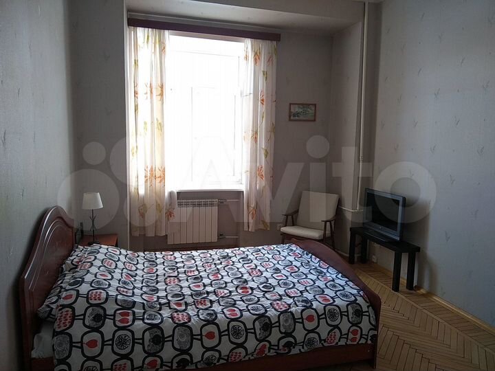 2-к. квартира, 68 м², 3/6 эт.