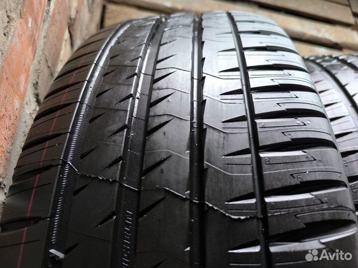 Michelin Pilot Sport 4 SUV 235/50 R21