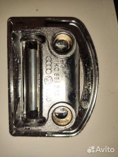 Петля багажника Audi Q5 8R CDN 2008