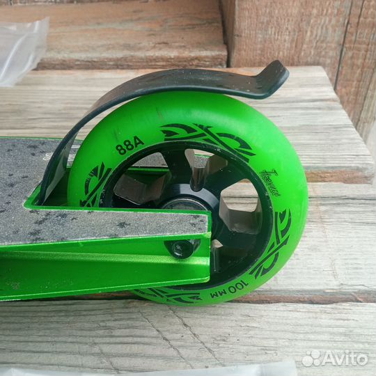 Трюковой самокат