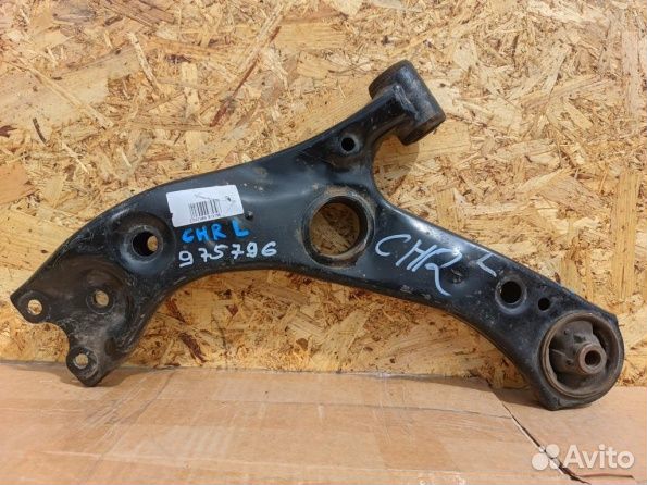 Рычаг передний нижний Toyota CHR 20г c-hr