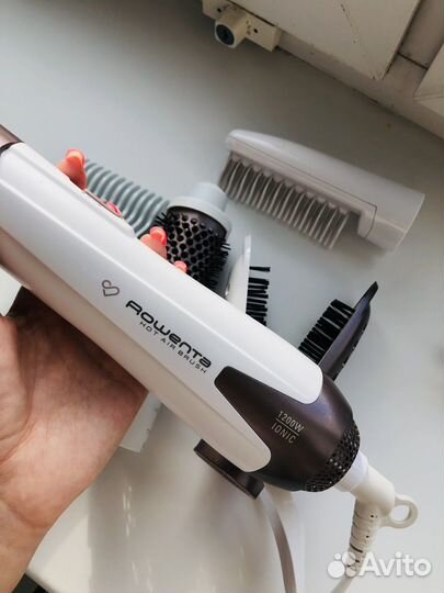 Фен-щетка Rowenta CF 7830
