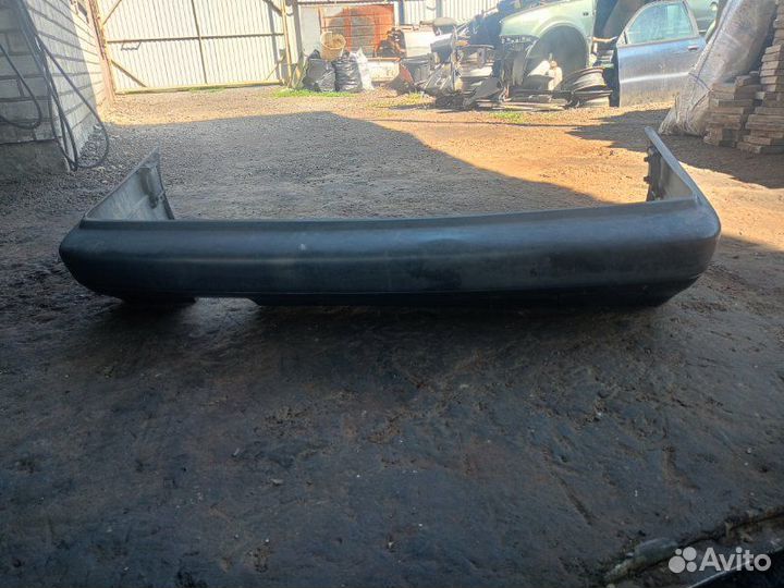 Бампер задний Volkswagen Jetta MK2