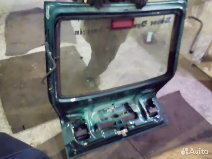 Дверь багажника seat Toledo