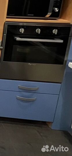 Духовой шкаф