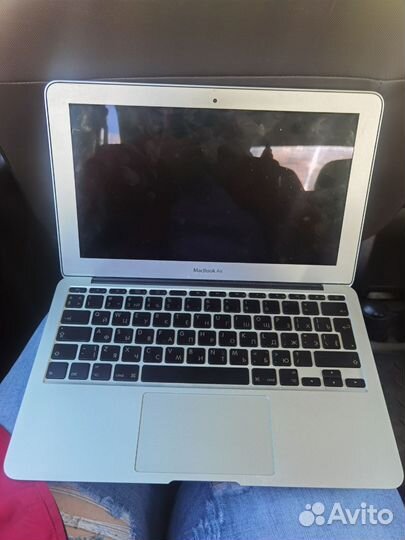 Macbook air 11 2010