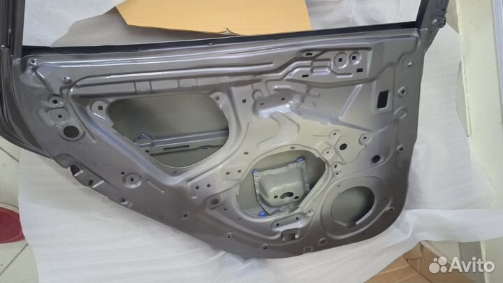 Дверь задняя Hyundai Solaris 10-17 Хэтчбек в цвет