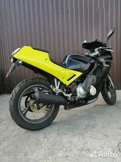 Yamaha fzr 250
