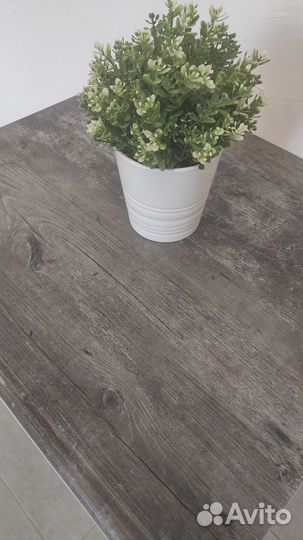 Подвесная тумба в ванную в наличии