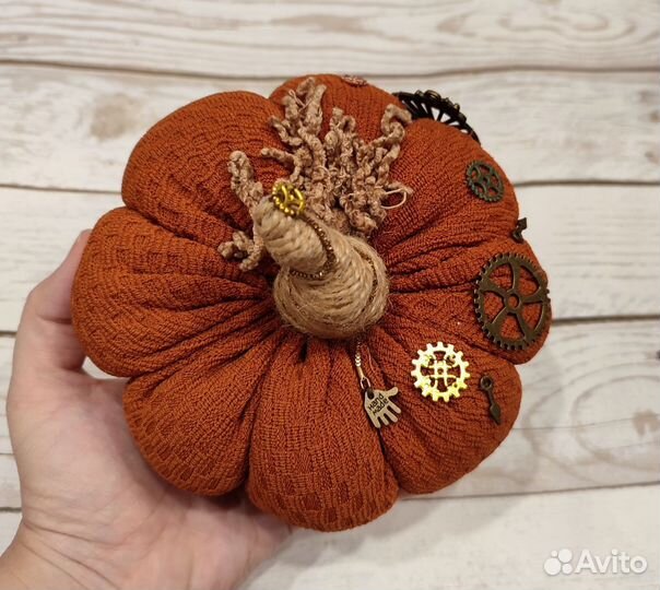 Интерьерная тыква ручной работы