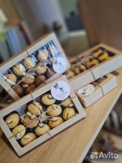 Орешки, трубочки со сгущенкой