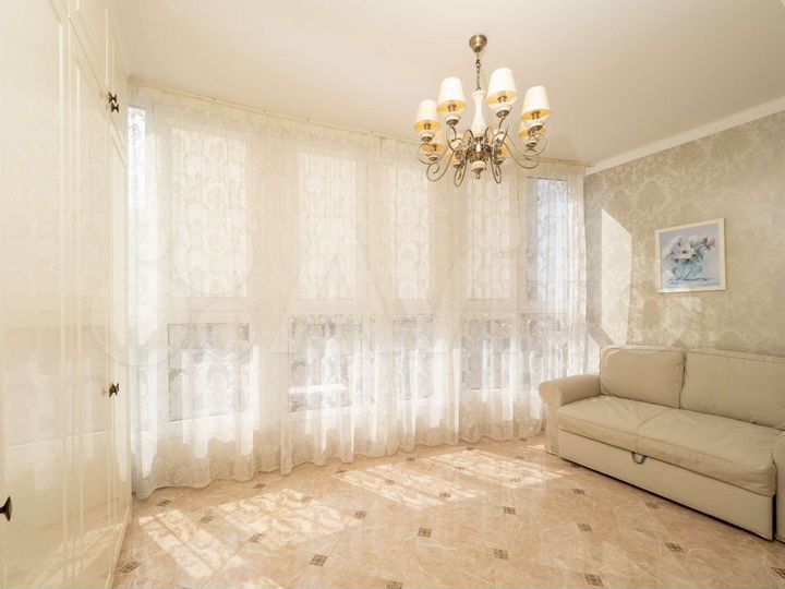 2-к. квартира, 95 м², 9/15 эт.