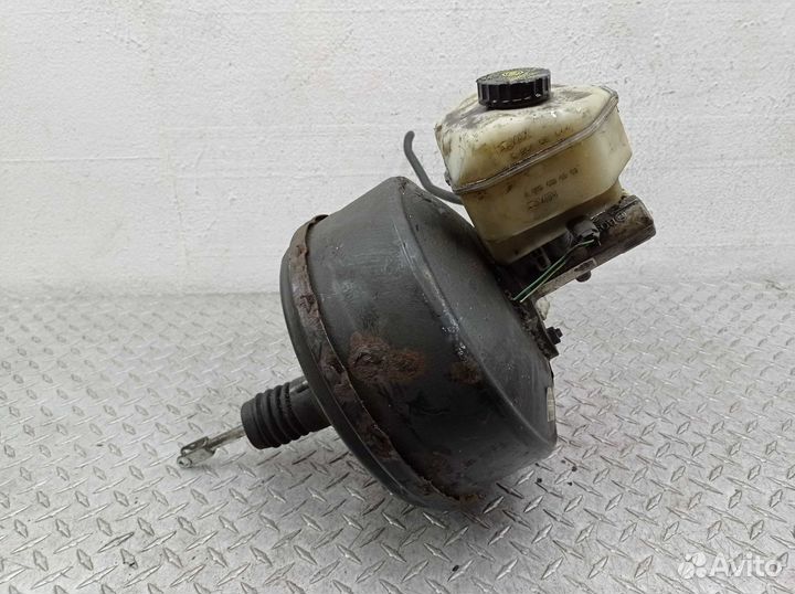 Вакуум тормозной Mercedes Sprinter W906 9064300308
