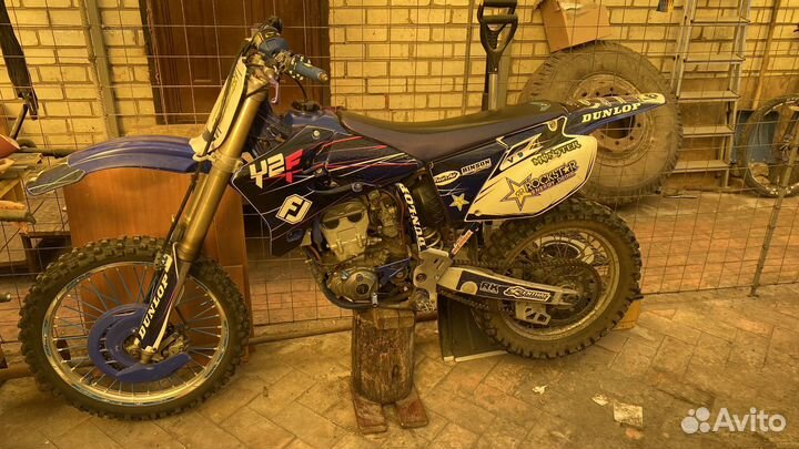 Продаю чистокровного японца ямаху yz250f 2006 г.в