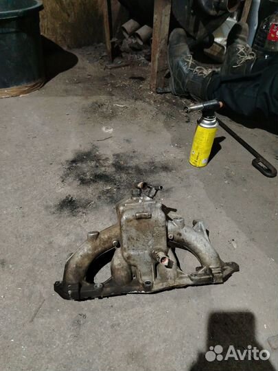 Выпускной коллектор под карбюратор Ford sierra