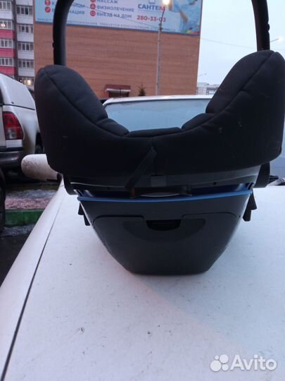 Автолюлька Britax Roemer Baby-Safe2 I-size