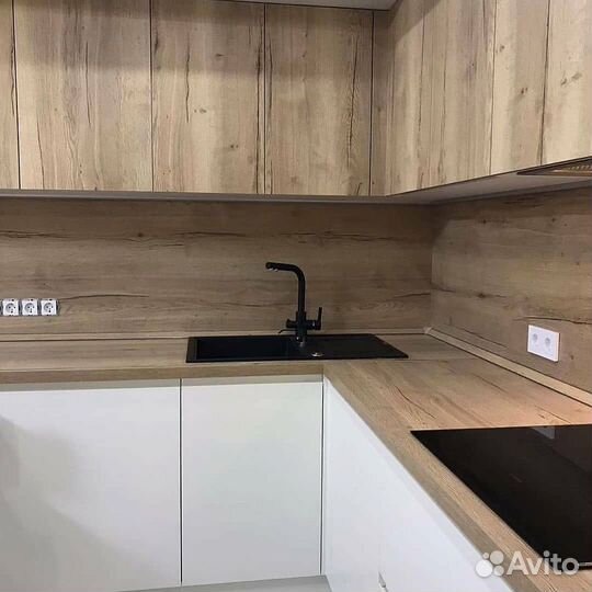 Угловая кухня на заказ. Фабрика в Новопушкино