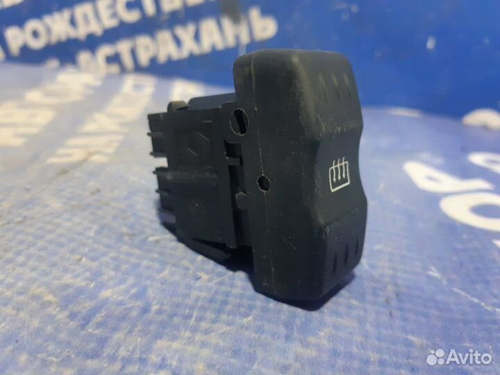 Кнопка обогрева заднего стекла Renault Logan 1