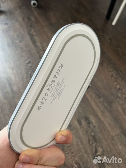 Беспроводная зарядка для iPhone