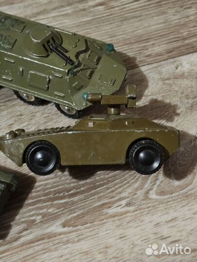 Игрушка танк СССР