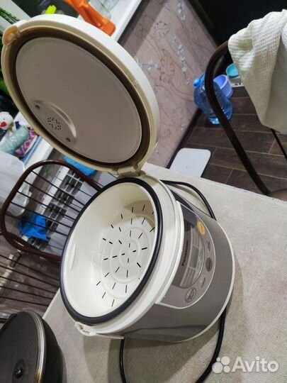 Мультиварка пароварка Phillips