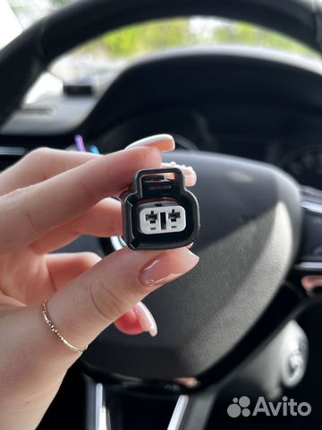 Разъем датчика уровня омывающей жидкости Toyot