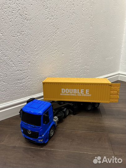 Игрушка грузовик