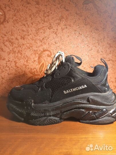 Balenciaga кроссовки Triple S Black