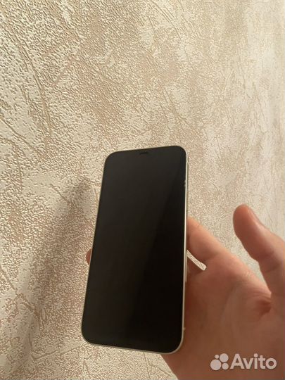 iPhone 12, 64 ГБ