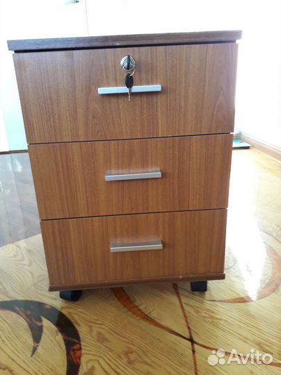 Тумба выкатная