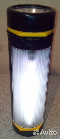 Туристический фонарь прожектор