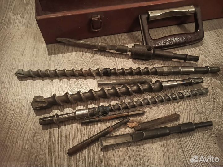 Перфоратор-дрель иэ-4712