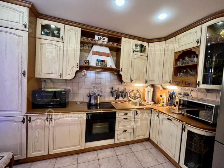 4-к. квартира, 124 м², 6/9 эт.