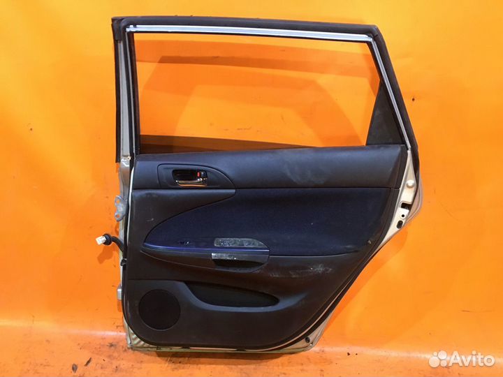 Дверь Toyota Caldina AZT241W (Заднее Правое)