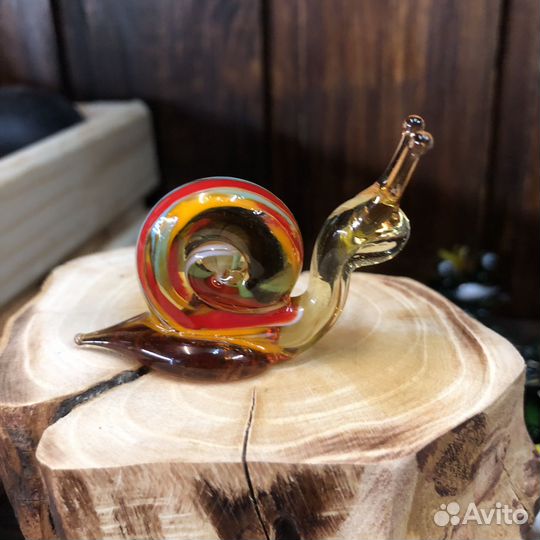 Стеклянная улитка из стекла