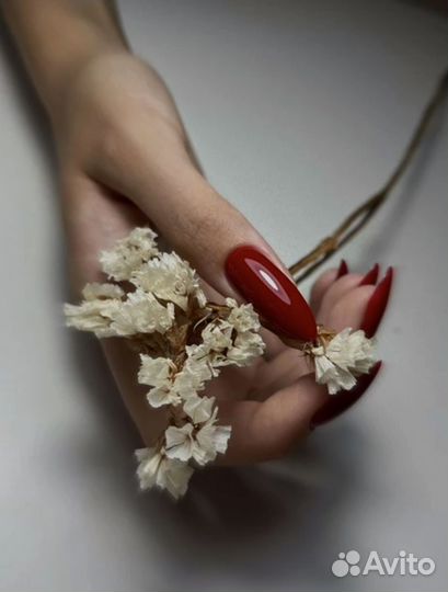 Маникюр/педикюр/наращивание