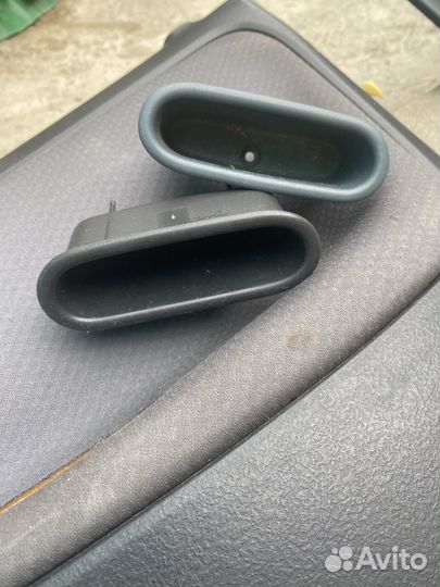 Дверные карты Toyota Vitz