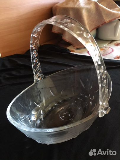 Конфетница новая