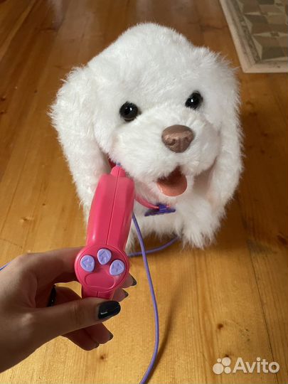 Интерактивная собака на поводке FurReal Friends