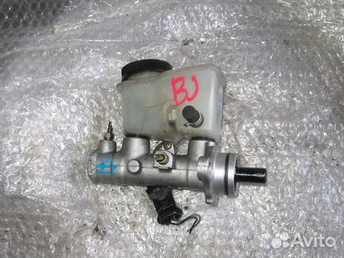 Главный тормозной цилиндр mazda BJ5W familia