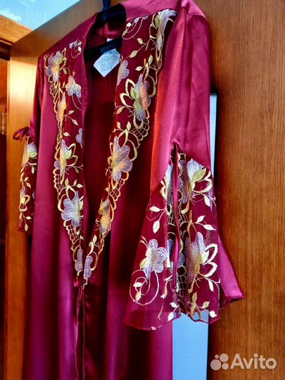 Халат пеньюар шёлковый