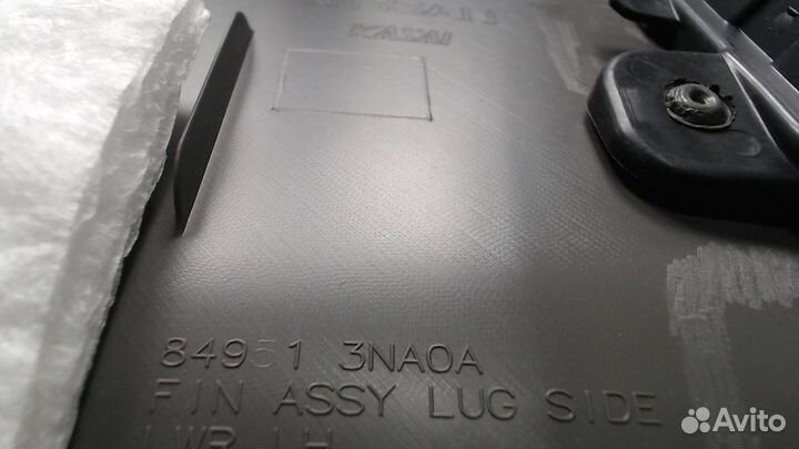 Обшивка крышки багажника Nissan Leaf, 2012